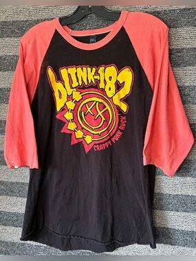Blink-182 2016 North American Tour Raglan 3/4 Sleeve Concert Shirt Men’s Medium